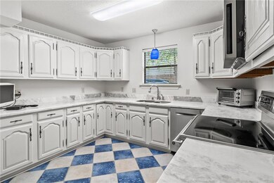 Natural Quartzite stone countertops