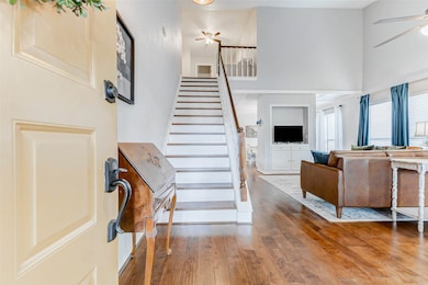 You will love the engineered hardwood flooring throughout the downstairs.