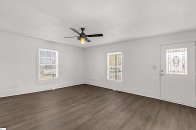 705 Old North Main St, Clover, SC 29710 - photo 4