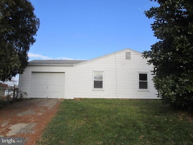 309 Birmingham Ct, Frederick, MD 21701 - photo 2