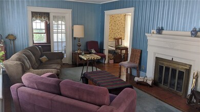 111 Friendly Rd, Cranston, RI 02910 - photo 7