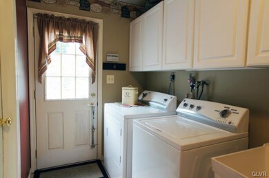 4486 Marvin Dr, Emmaus, PA 18049 - photo 7