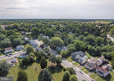 411 S Liberty St, Centreville, MD 21617 - photo 3