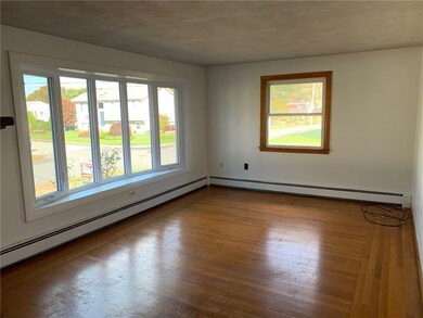 117 Holland St, Cranston, RI 02920 - photo 6