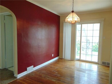 1708 Merle Hay Rd, Des Moines, IA 50310 - photo 5