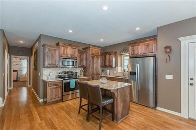 A MASSIVE HIDDEN WALK-IN PANTRY WITH THE LAUNDRY R