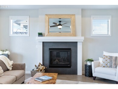 3718 Siletz Dr, Eugene, OR 97408 - photo 4