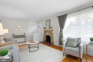 12706 Atherton Dr, Silver Spring, MD 20906 - photo 5