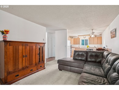 2710 SE 138th Ave unit 47, Portland, OR 97236 - photo 5