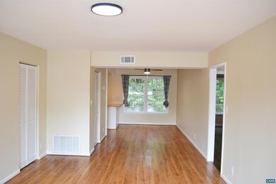 2527 Hydraulic Rd unit 29, Charlottesville, VA 22901 - photo 2