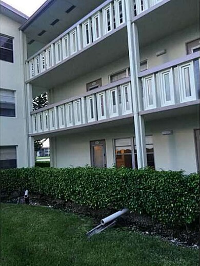 347 Dorset I unit 347, Boca Raton, FL 33434 - photo 3