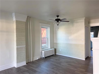 418 E Linden St, Allentown, PA 18109 - photo 4