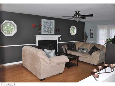Den/Family/Great Room - Spacious Great Room with N
