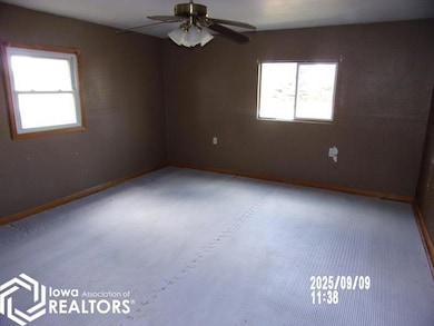 306 Park St, Lanesboro, IA - photo 5