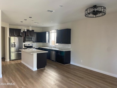 22120 N 28th Place, Phoenix, AZ 85050 - photo 6