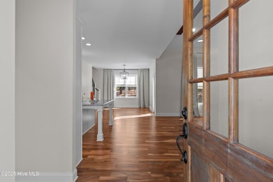 8-web-or-mls-707A9112