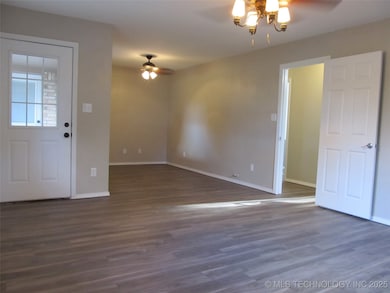 Living room/Dining room