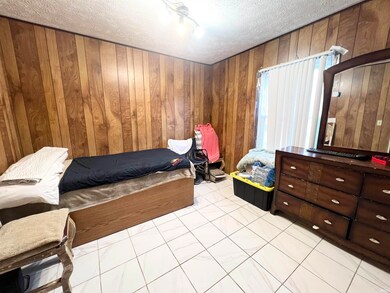 1202 van Tower Dr, Logansport, IN 46947 - photo 5