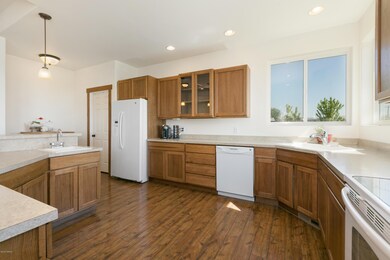 180515_Holbrook_ZillahDr_Zillah14