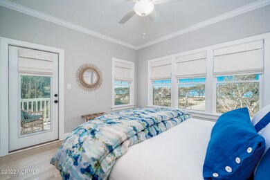 Bedrooms w/ private porches & ICW views
