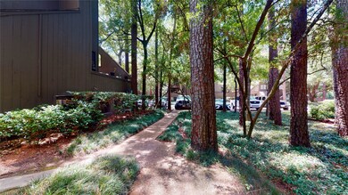 219 Litchfield Ln, Houston, TX 77024 - photo 5