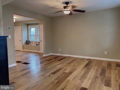 702 Dorsey Ave, Essex, MD 21221 - photo 7