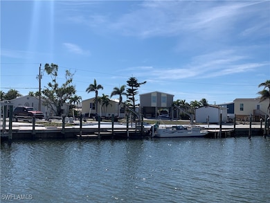 3872 Blueberry Ln, Saint James City, FL 33956 - photo 5