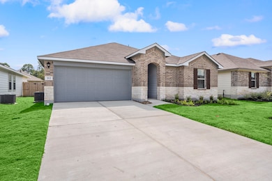 212 Barton Creek, Huntsville, TX 77340 - photo 3