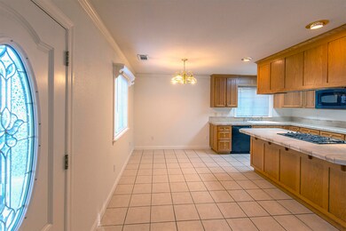 1811 Laurel Ave, Redding, CA 96001 - photo 2