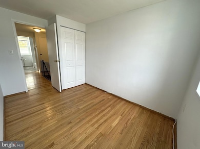 1327 Mantle St, Parkville, MD 21234 - photo 6