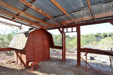 CHICKEN COOP1