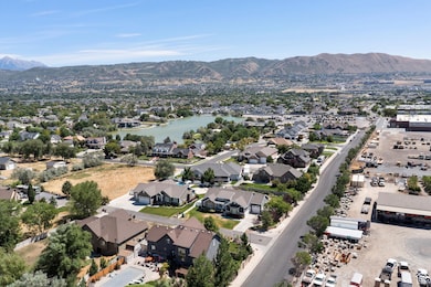 172 E Hollybrook Cove, Draper, UT 84020 - photo 5