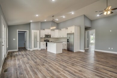 158 Mirage Dr, Rickman, TN 38580 - photo 3