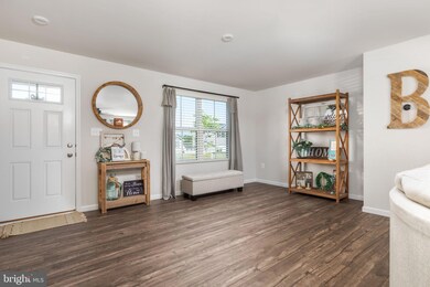 2145 Mourning Dove Dr, Locust Grove, VA 22508 - photo 3