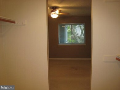 1913 Villaridge Dr unit 1913A, Reston, VA 20191 - photo 5