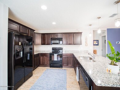 8402 Thor St, Jacksonville, FL 32216 - photo 7