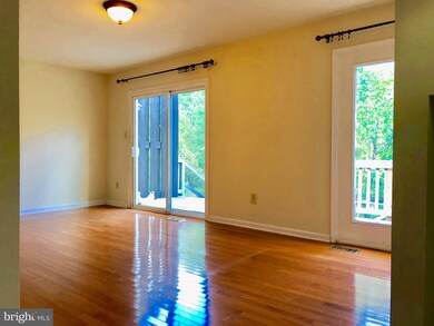 1961 Hickory Hill Ln, Silver Spring, MD 20906 - photo 7