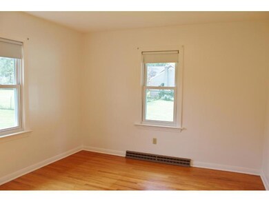 3018 Bement St, Erie, PA 16506 - photo 4