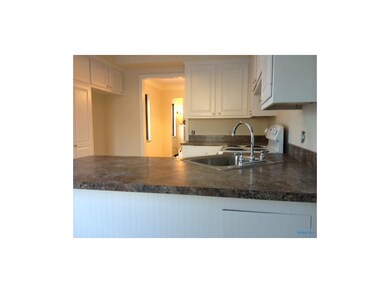 Kitchen. new sink and faucet