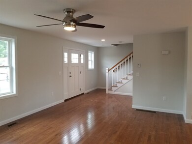 11 Garfield St, Manchester, NH 03103 - photo 2