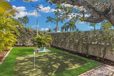 2807 front yard