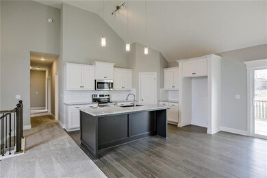 1406 Bristol Dr, Raymore, MO 64083 - photo 7