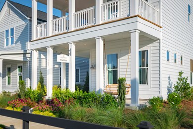 109GardenLily-KeenEyeMarketing-3