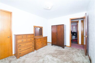 2nd bedroom.
