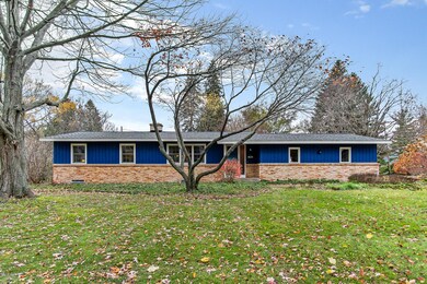995 Kirk Dr SE, Grand Rapids, MI 49546 (