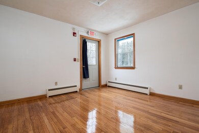 437 Tunnel St, Readsboro, VT 05350 - photo 4