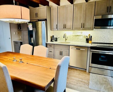 8 Shagbark Rd unit 8, Winhall, VT 05340 - photo 4