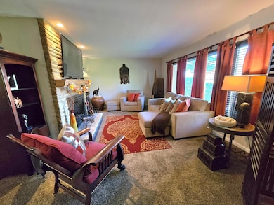 3715 Montclair Dr, Columbus, OH 43219 - photo 5