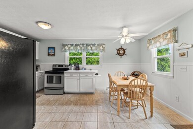 8 Stackpole Cir, Buzzards Bay, MA 02532 - photo 7