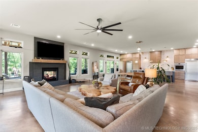 Spacious and inviting open concept